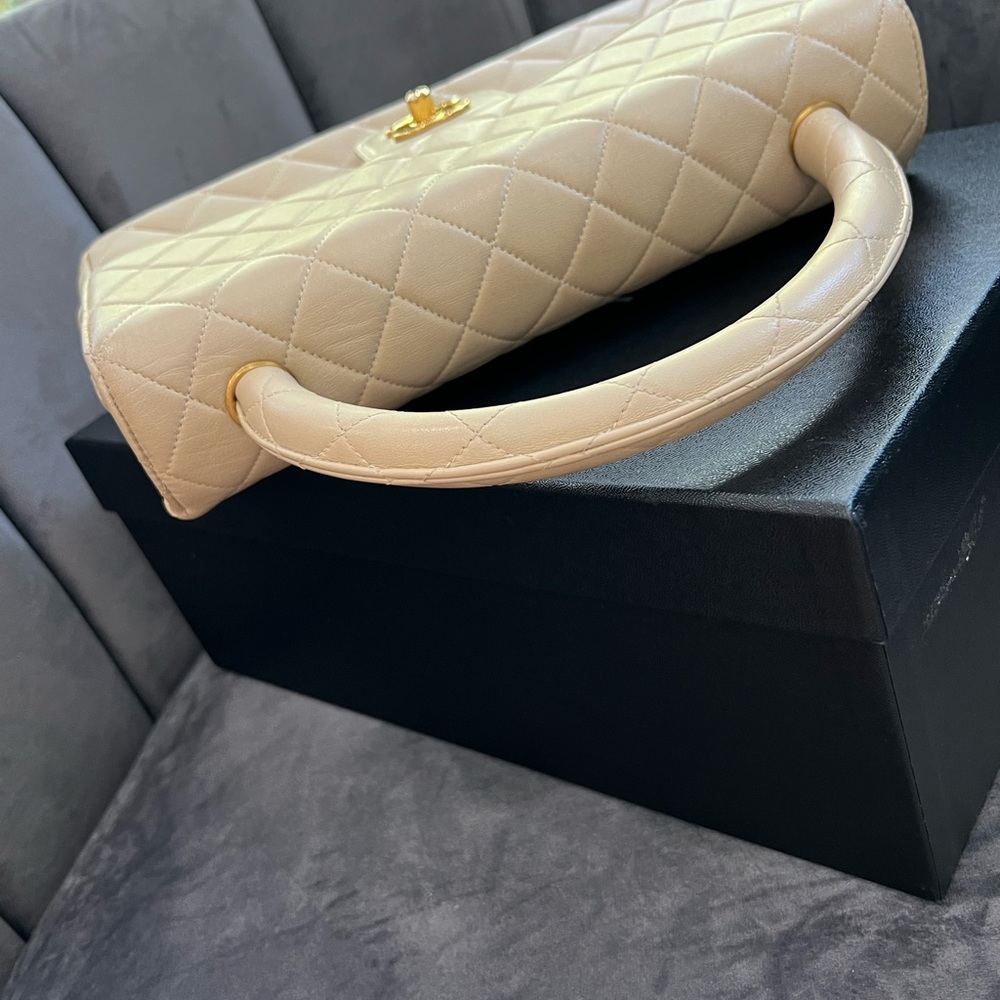 Vintage 24k gold & beige Chanel top handle crossbody - Picture 9 of 15